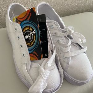 Heelys youth size 5